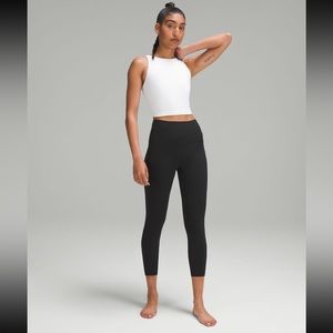 align high rise crop